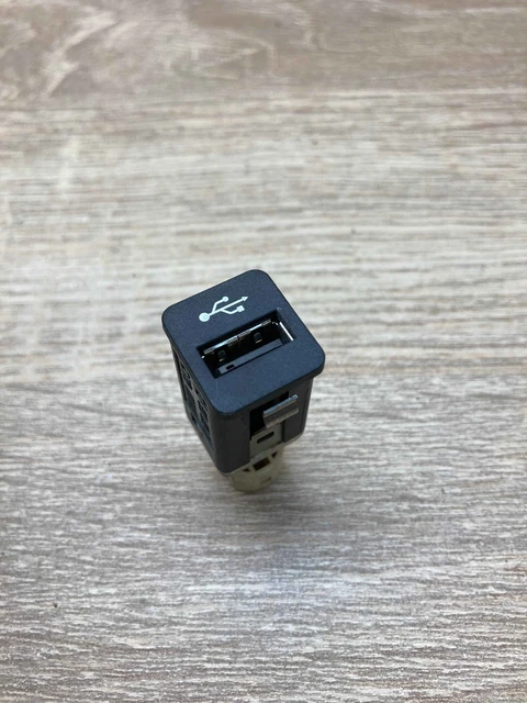 9167196 BMW F07 Série USB Prise Port OE