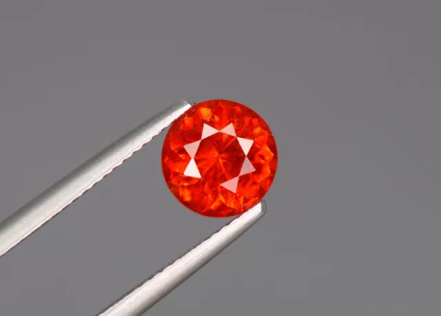 2.450 CTS Fanta Orange Spessartite Garnet  , 8MM Round 100%Natural UNHEATED GEM