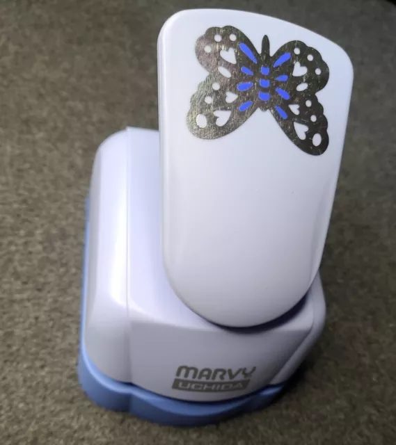 Libro de recortes Marvy Uchida Punch papel artesanal para mariposas grande