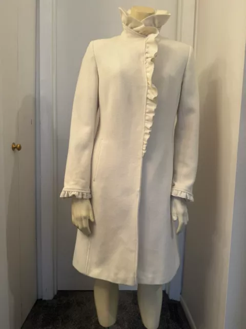 DKNY Single-Breasted Bouclé Walker Coat ~ Ivory ~ Size 2.