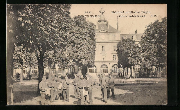 CPA Vincennes, Bégin Military Hospital, Inner Court
