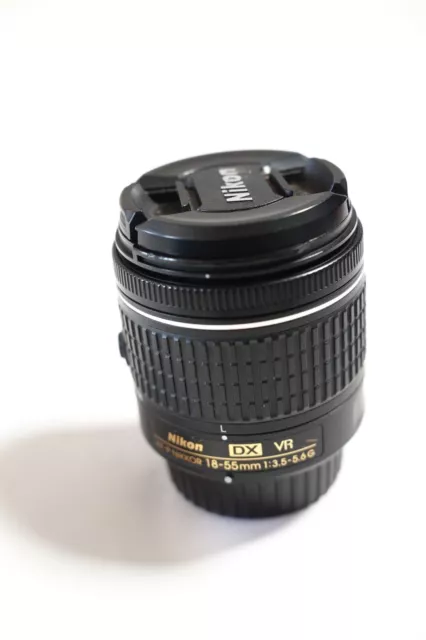 Nikon DX AF-S NIKKOR 18-55mm 1:3.5-5.6G VR Lens Used