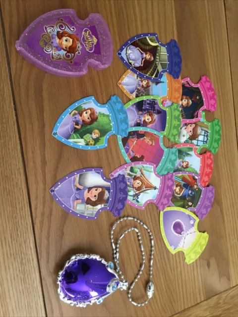Sofia the first on sale amulet disney store