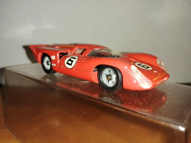 Solido 175 Lola T70 N°6 - 1:43 - Miniature Collection Très Bon état