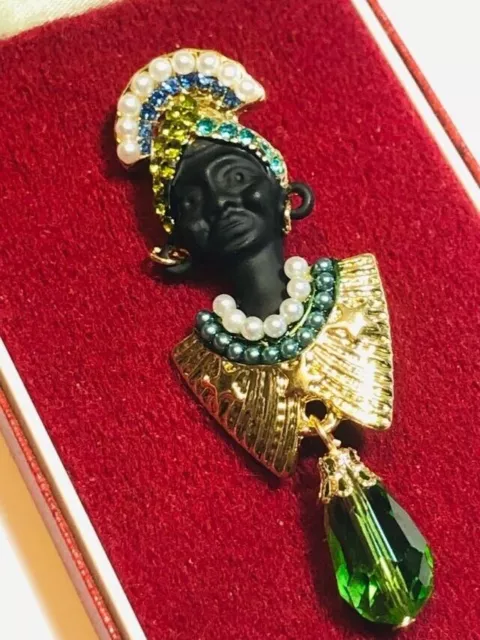 BLACKAMOOR BROOCH Gold Tone Green Crystal Faux Pearls Queen of Sheba Cleopatra