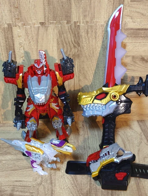 Power Rangers Dino Fury - Ranger Rosso Attacco Rotante 30 Cm Con Luci - copertina
