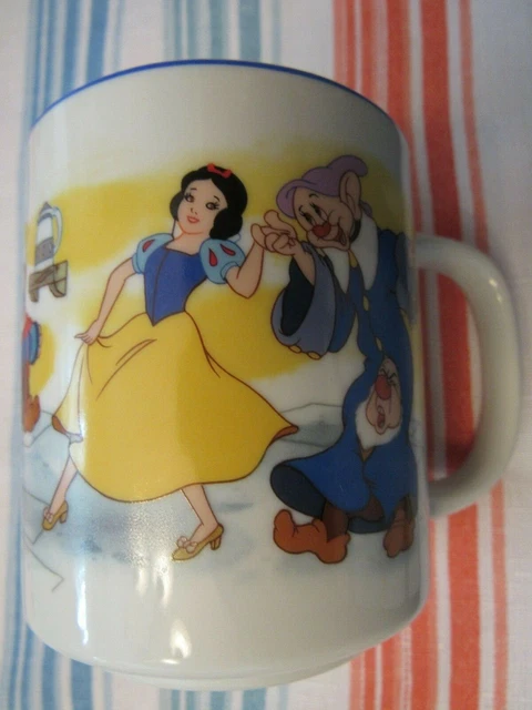 Vintage Disneyland & Walt Disney World Snow White & 7 Dwarfs Mug - Japan