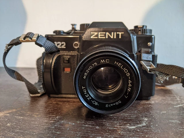 Macchina fotografica Zenit 122