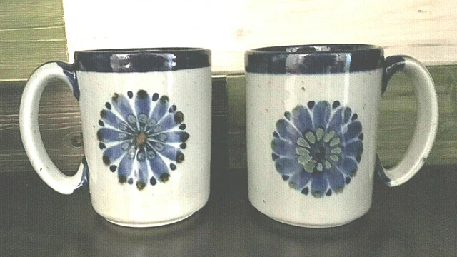 2 Vintage El Palomar Mexico Guadalajara Blue Flower Pottery Mugs Ken Edwards
