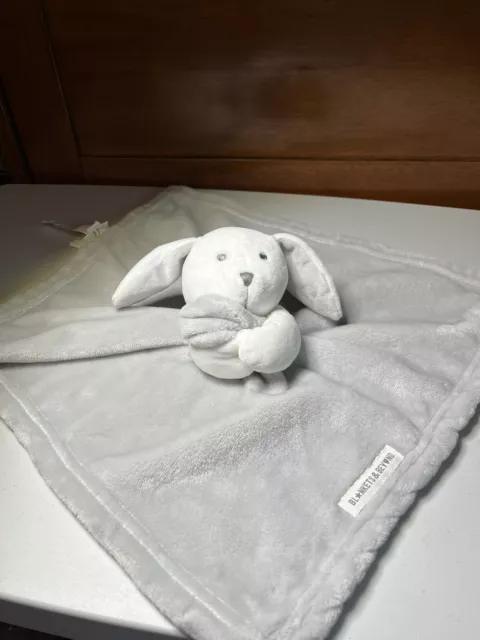 Blankets and Beyond Bunny Rabbit Lovey Baby Security Blanket Gray White Head