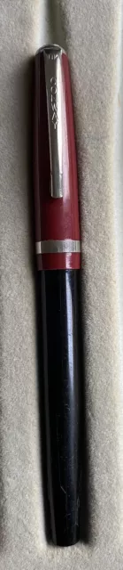 Conway Stewart Black & Burgandy Bladder Fill Fountain Pen 14ct gold Flowline M