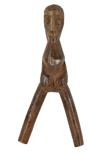 Arte africano de madera de Costa de Marfil con honda Baule