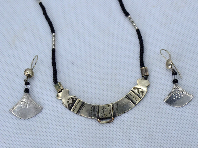 Vintage African Outstanding Old Tuareg Necklace & Earrings Tcherot Talisman