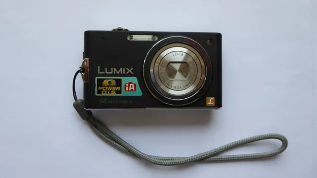 Panasonic LUMIX DMC-FX 60 12,1 MP Digitalkamera
