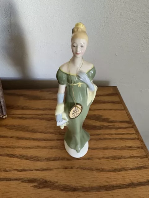 VINTAGE Royal Doulton Lady Figurine Lorna HN2311, England