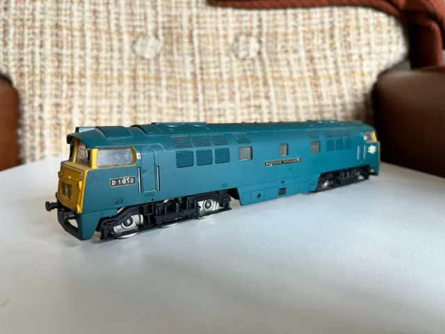 Trix Lilliput Western Firebrand Class 52 diesel loco D1012 BR Blue OO gauge