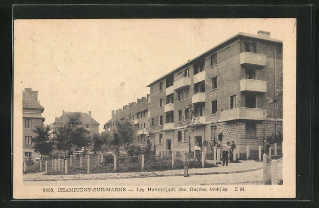 CPA Champigny-sur-Marne, Les Habitations des Gardes Mobiles 1951