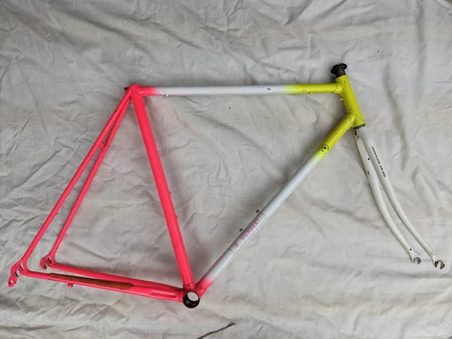 Cadre Vélo Course Artisanal Ancien – Acier – 53cm – Années 1940/50 – Tubes Vitus