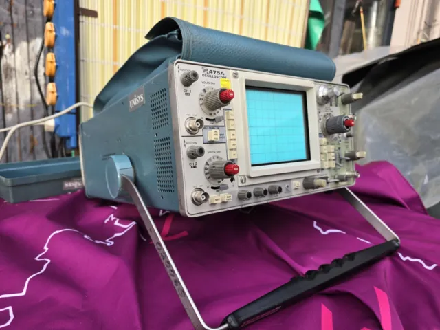 Guter Tektronix Oscilloscope 475A,  DIGITAL MULTIMETER OPERATORS