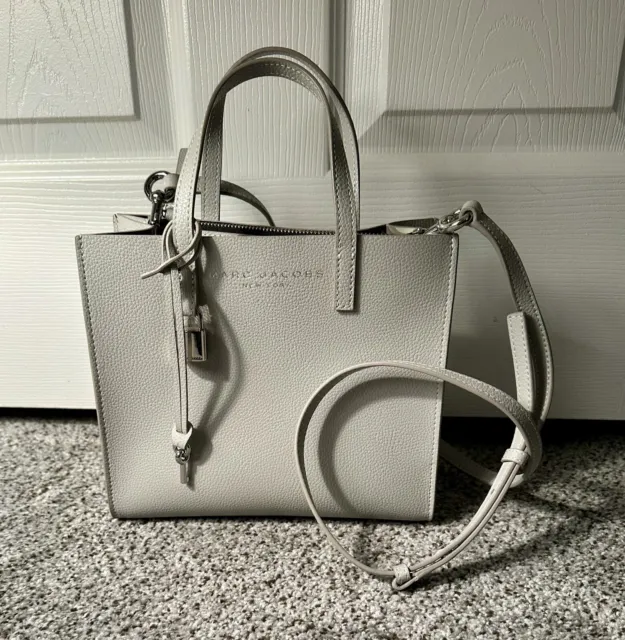 MARC JACOBS Light Dove Gray Pebbles Leather Small Tote Crossbody Strap Silver