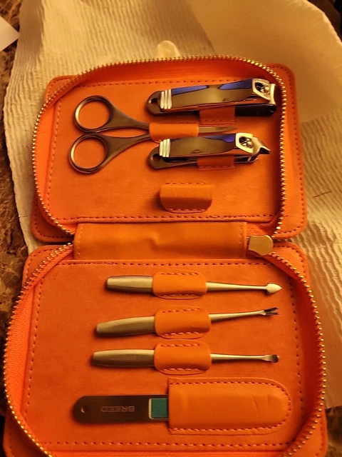 New 8 Pc. Grooming Kit. Scissors, 2 Clippers, File, Scraper, Lifter.