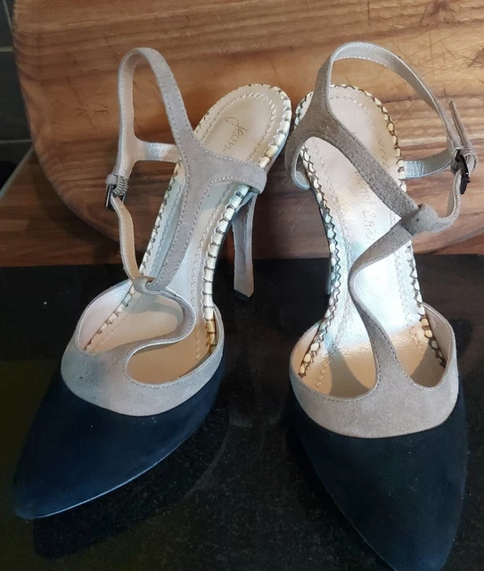 JEAN MICHAEL CAZABAT ~ Black & Beige High Heeled SHOES ~ Size 37 / 4