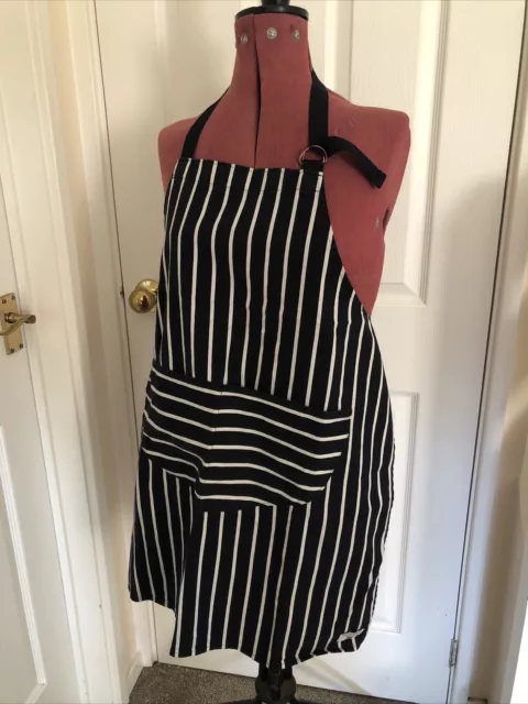 Dexam Rushbrookes Butchers Stripe Medium Apron Navy