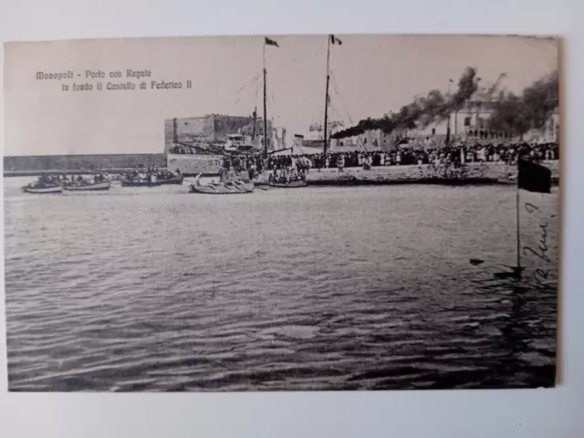 Monopoli porto con regata in fondo il castello di Federico II anno 1923