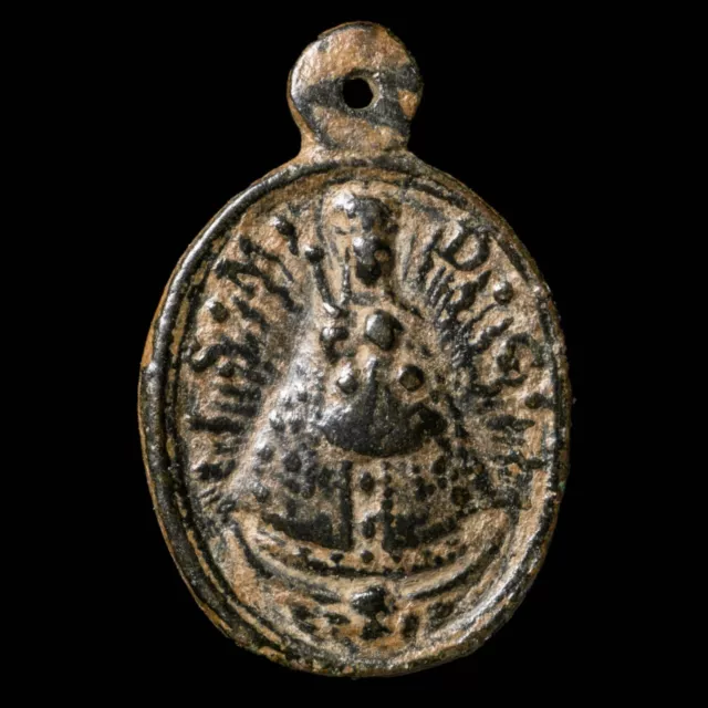 Medalla Religiosa Siglos XVI-XVII, V. Guadalupe/S. Jerónimo - 24x16 mm.