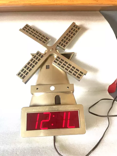 Vtg  WINDMILL 17" DIGITAL WALL CLOCK clock WORKs  missing sign  Parts or  repair