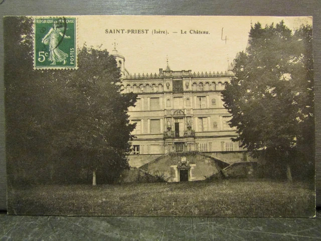 CPA SAINT VERAND. La place et le Monument aux Morts EUR 3,50 - FR