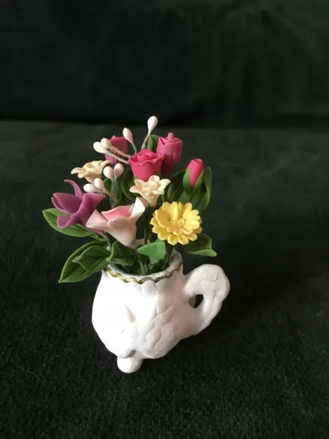 Miniature Furniture-Ceramic White Pot & Variety of Ceramic Flowers