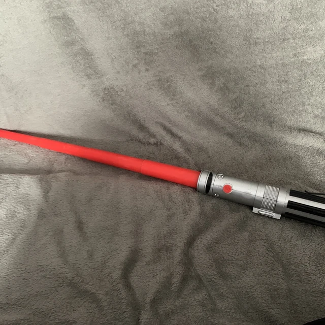 Star Wars red Lightsaber Retractable Flick Out Hasbro sword toy cosplay