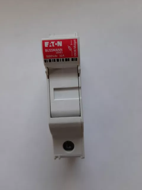 EATON BUSSMAN Series 1000V 32A 1-POLE FUSE HOLDER 10X38 / CHMDC