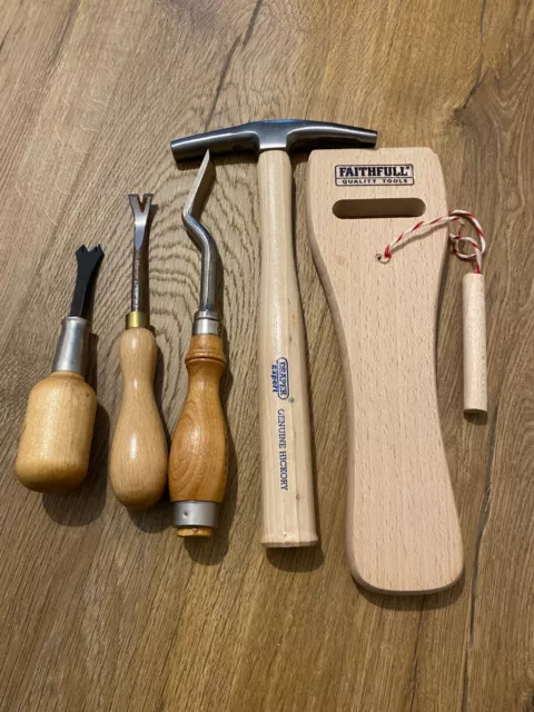 Set of upholstery tools