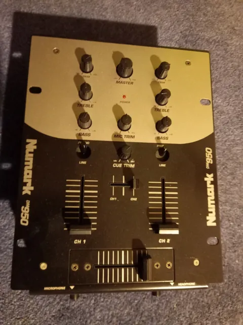 Numark DM950 - Two channel mixer - May or may not work - Bargain or spares