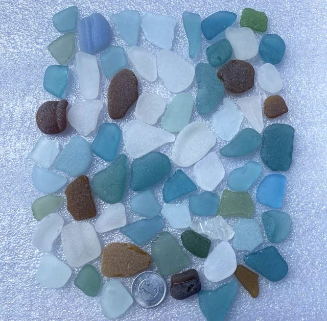 Poterie Japonaise En Verre De Mer érodé - Surf-Tumbled Beach - Pièce Unique D'environ 2,2 Cm
