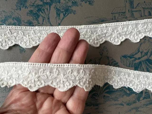 3m Vintage Austrian Embroidered Cotton Lace Trim Broderie Anglaise Cream 30mm 3