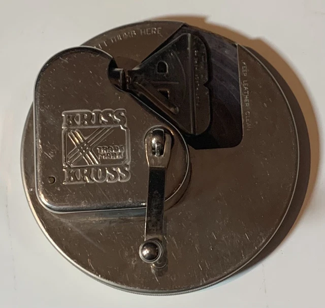 VINTAGE 1920S KRISS KROSS STROPPER HAND CRANK RAZOR BLADE SHARPENER