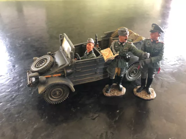 Coffret Jeep et soldats allemands  série "Fields of Battle"  KING AND COUNTRY