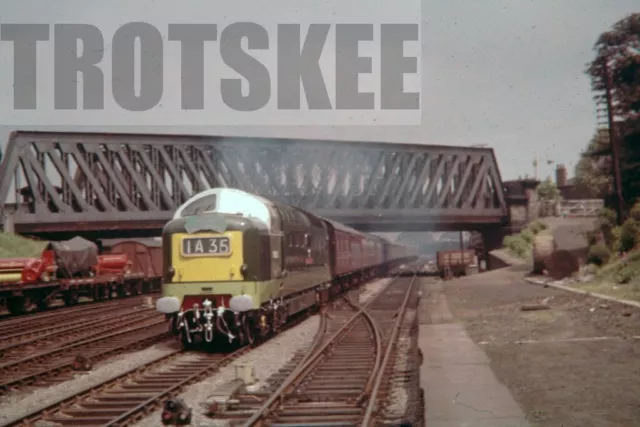 35mm Slide BR British Railways Diesel Loco Class 55 D9000 York 1962 Original