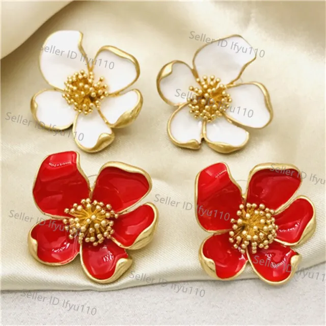 Signed OSCAR DE LA RENTA Enamel Flower Statement Stud Earrings 3