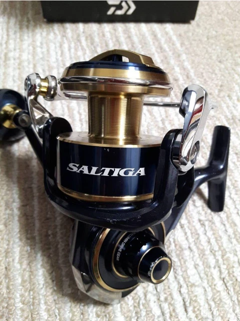 Moulinet de pêche Saltiga Z6000 Daiwa Spinning Both Handle Gear Ratio 4