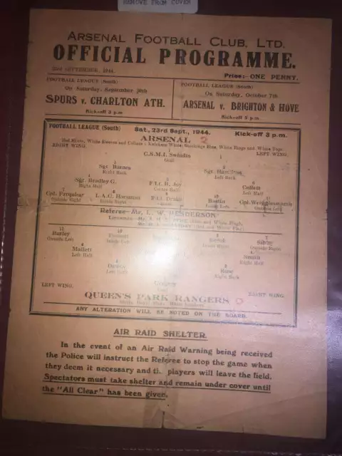 ARSENAL, 1944/1945, a football programme from the fixture versus Queens Park Ran