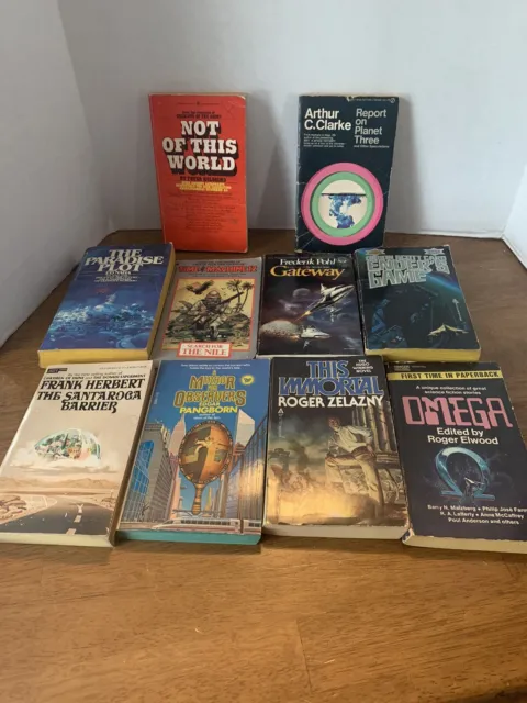 Vintage Lot Of 10 Science Fiction Paperbacks