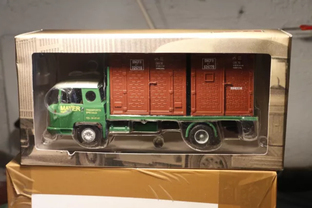 camion bernard cabine avancée porte conténaires miniature au 1/43