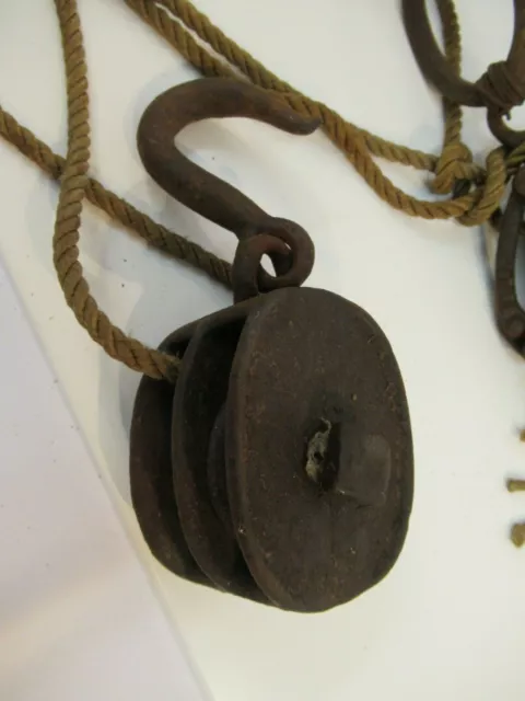 Cast Iron Block Tackle Pulley System Double w Rope VTG Large Rusted Barn Tools 2