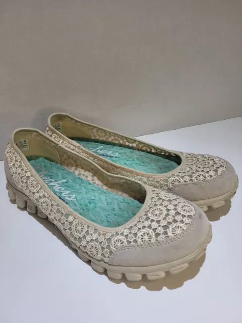 Skechers 22836 Womens EZ Flex 2 Flighty Shoes Slip On White  Crochet Size 8.5