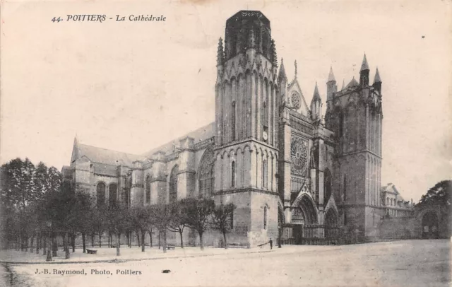 86-Poitiers-N�4239-C/0307