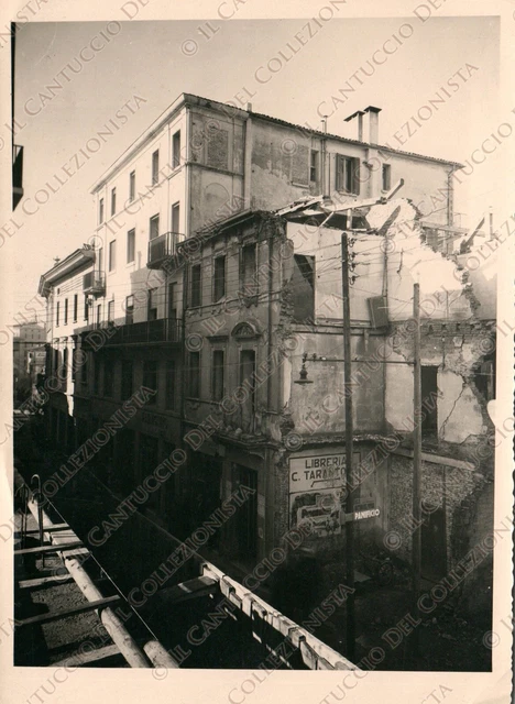 TREVISO Demolizione edificio Impresa edile De Martini Alessio Fotografia